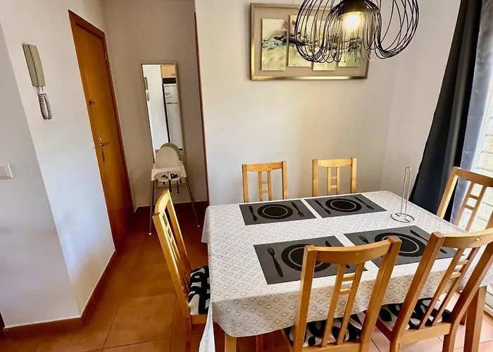 شقة Residencial Nova Oropesa Ref 016 *